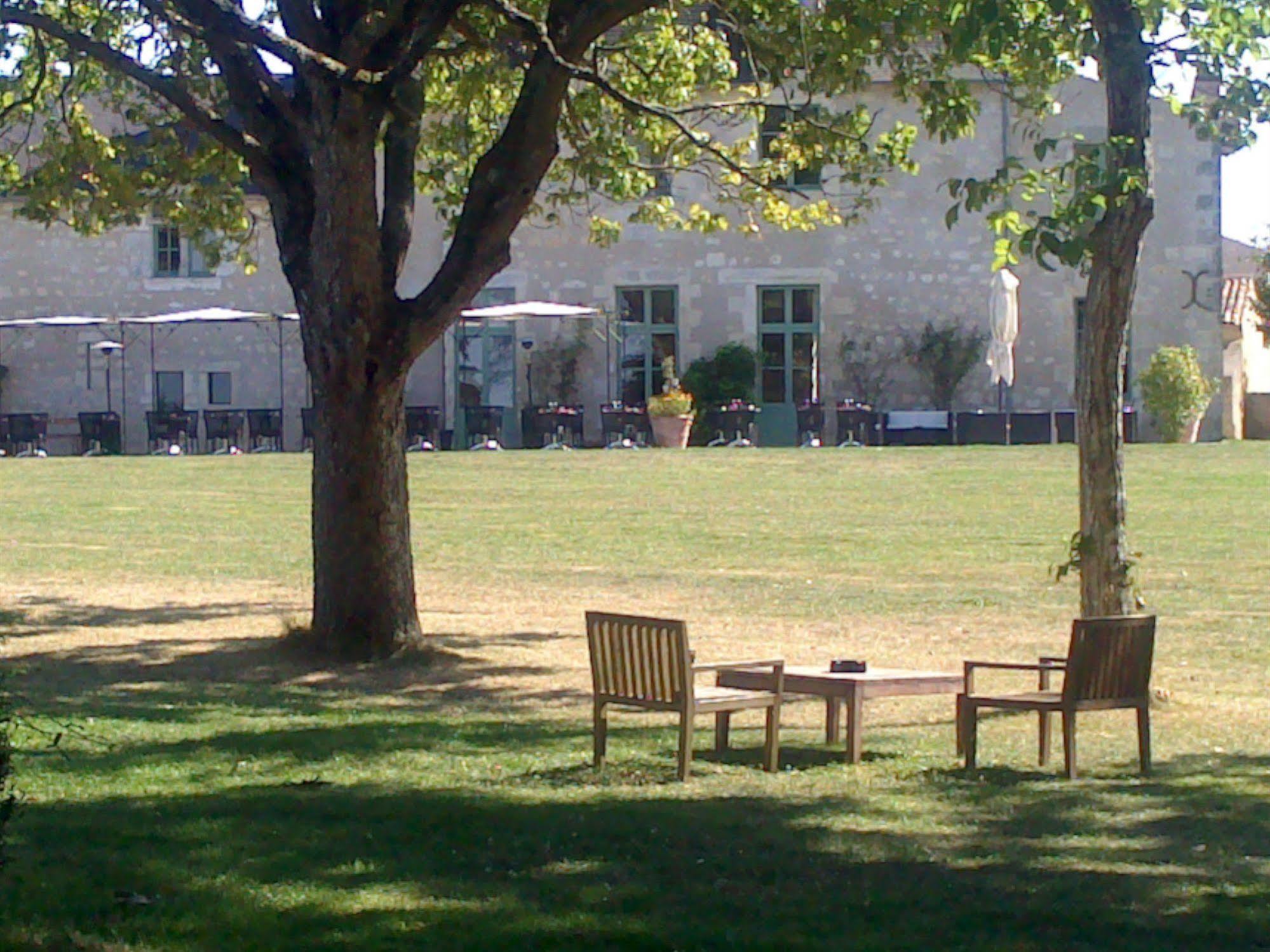 Domaine Du Normandoux, The Originals Relais Hotell Tercé Exteriör bild