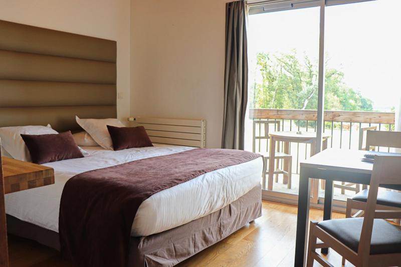 Domaine Du Normandoux, The Originals Relais Hotell Tercé Exteriör bild